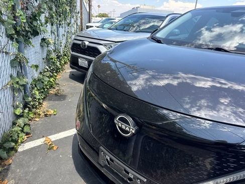 Used 2023 Nissan Ariya AWD image 1