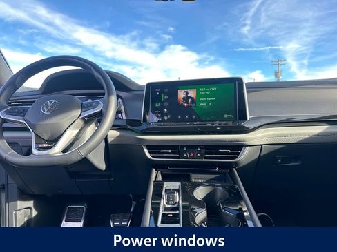 New 2025 Volkswagen Atlas Peak Edition SE image 16