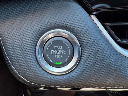 New 2026 Chevrolet Equinox LT FWD image 17