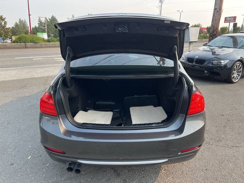 Used 2012 BMW 328i Sedan w/ Premium Pkg image 6