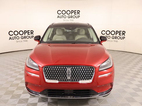 Used 2021 Lincoln Corsair Reserve w/ Elements Package FWD image 10