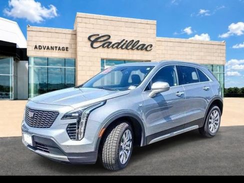 Certified 2023 Cadillac XT4 Premium Luxury AWD/4WD image 4