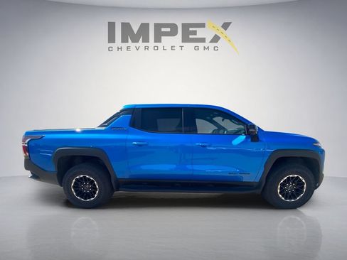 Used 2026 Chevrolet Silverado EV Trail Boss AWD/4WD image 6
