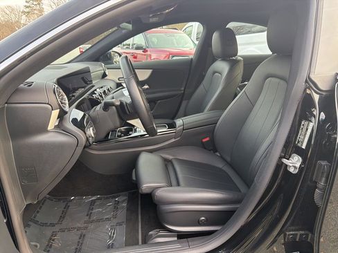 Used 2025 Mercedes-Benz CLA 250 image 13