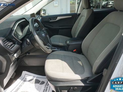 Used 2022 Ford Escape SE FWD image 27