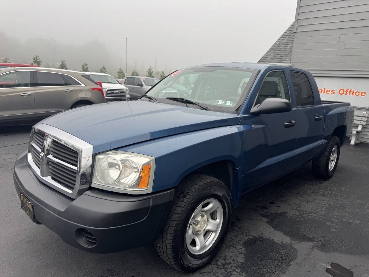 Used 2005 Dodge Dakota ST AWD/4WD image 3