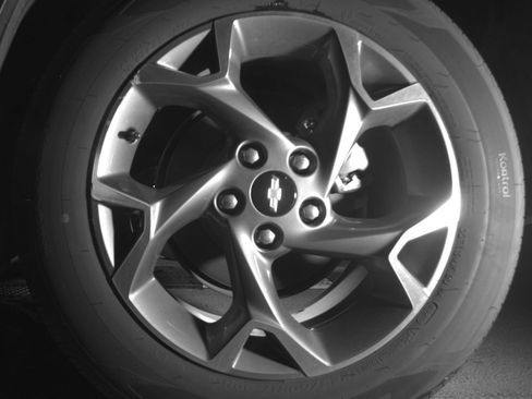 Used 2025 Chevrolet Trax LT FWD image 17
