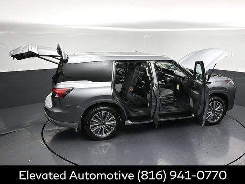 Certified 2026 INFINITI QX80 Luxe w/ Cargo Package AWD/4WD image 36