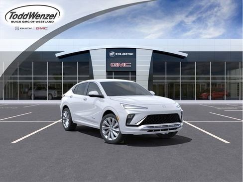 New 2025 Buick Envista Avenir image 1