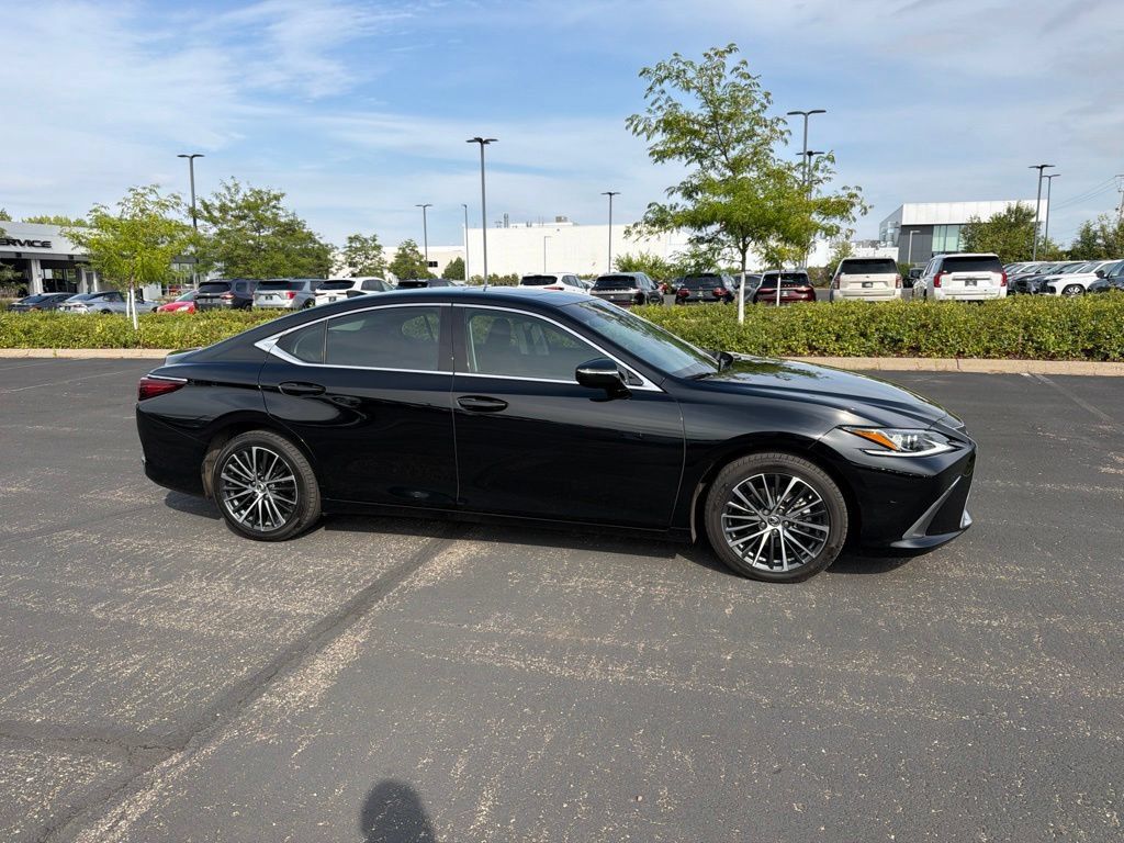 Used 2024 Lexus ES 250 w/ Premium Package AWD/4WD image 19