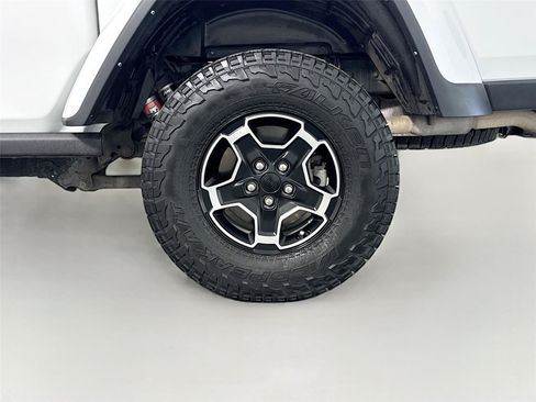 Used 2023 Jeep Gladiator Mojave w/ LED Lighting Group AWD/4WD image 34