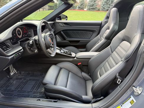Used 2026 Porsche 911 Targa 4 GTS AWD/4WD image 18