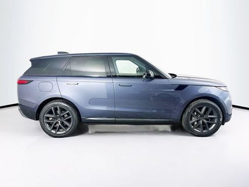 Used 2024 Land Rover Range Rover Sport SE AWD/4WD image 4