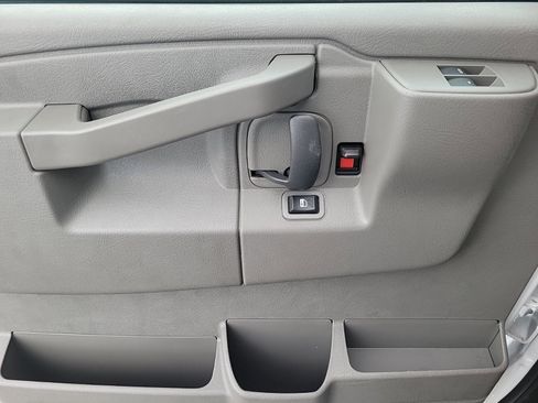 New 2024 GMC Savana 3500 w/ Power Convenience Package image 14