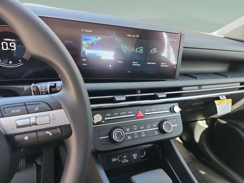 New 2026 Hyundai Tucson SE image 9