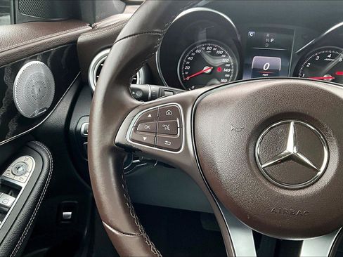 Used 2018 Mercedes-Benz GLC 300 4MATIC image 12