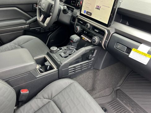 New 2026 Toyota 4Runner TRD Off-Road Premium AWD/4WD image 14