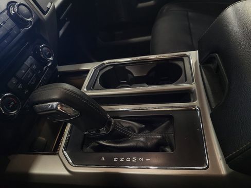 Used 2016 Ford F150 Lariat w/ Equipment Group 501A Mid image 26