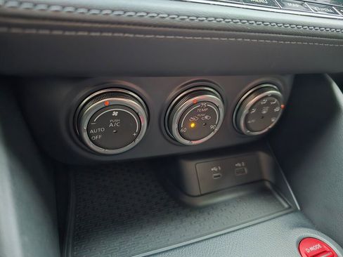 Used 2024 Nissan Z NISMO w/ Floor Mat Package image 28