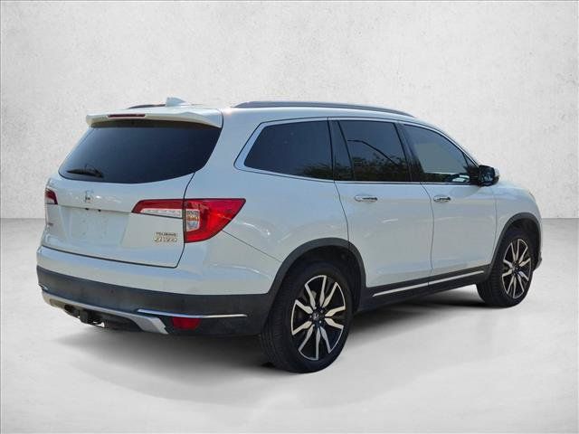 Used 2020 Honda Pilot Touring image 5