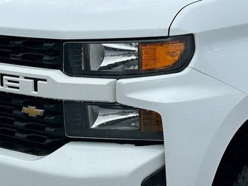 Used 2022 Chevrolet Silverado 1500 Custom w/ Safety Confidence Package image 10
