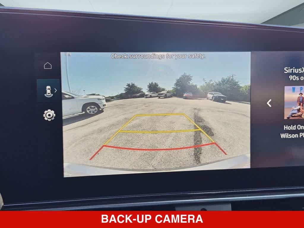 Used 2025 Hyundai Elantra SEL FWD image 29