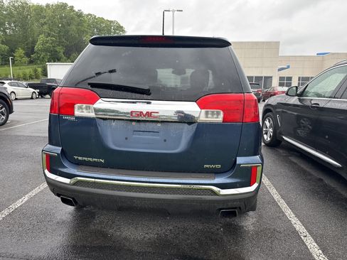 Used 2017 GMC Terrain SLE w/ Chrome Edition AWD/4WD image 5