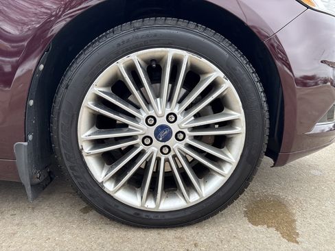 Used 2013 Ford Fusion SE image 9