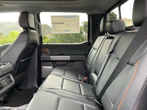 New 2026 Ford F250 Lariat w/ Black Appearance Package AWD/4WD image 25