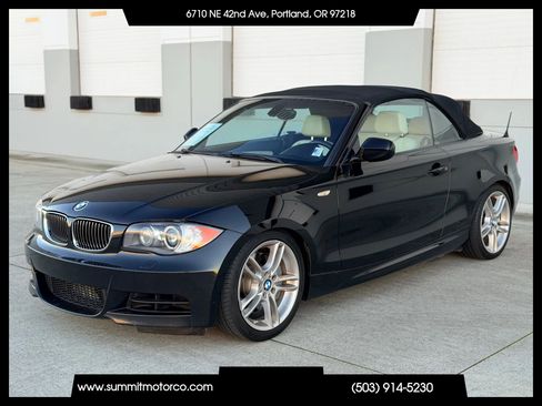 Used 2011 BMW 135i Convertible w/ M Sport Pkg image 1