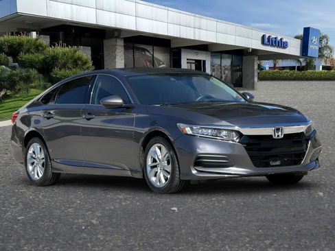 Used 2018 Honda Accord LX image 10