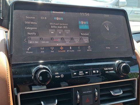 Used 2024 INFINITI QX80 Sensory w/ Cargo Package AWD/4WD image 3