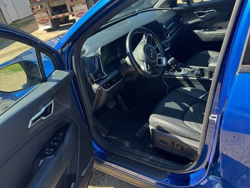 Used 2023 Kia Sportage X-Line w/ X-Line Premium Package AWD/4WD image 7