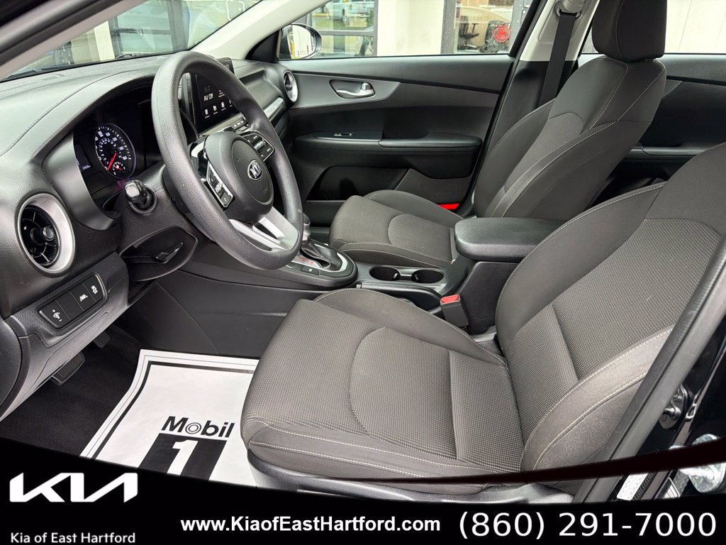 Used 2020 Kia Forte LXS FWD image 28
