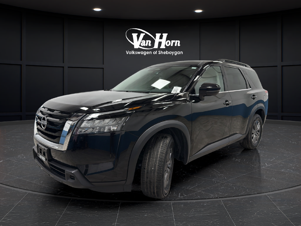 Used 2025 Nissan Pathfinder SV AWD/4WD image 3