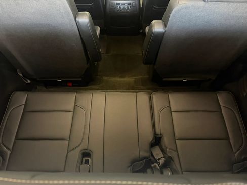 Used 2017 Chevrolet Tahoe LT w/ LT Signature Package AWD/4WD image 25