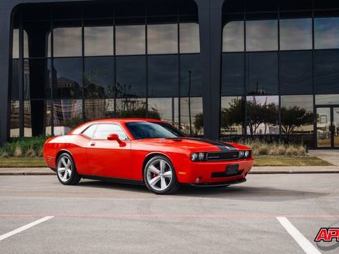 Used 2008 Dodge Challenger SRT8 image 39