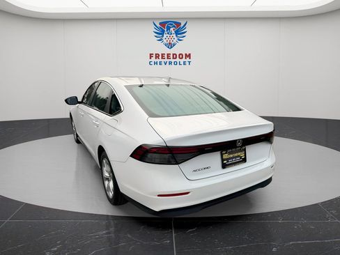 Used 2023 Honda Accord LX image 5