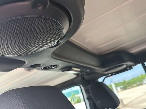 Used 2012 Jeep Wrangler Unlimited Sahara w/ Dual Top Group AWD/4WD image 19