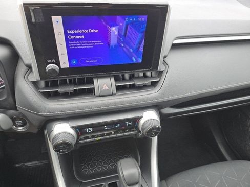 Used 2024 Toyota RAV4 XLE FWD image 29