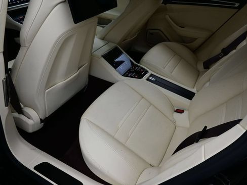 Certified 2023 Porsche Panamera 4 Platinum Edition AWD/4WD image 15