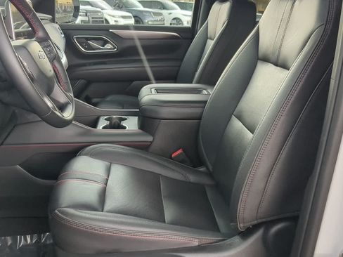 Used 2024 Chevrolet Suburban RST w/ Luxury Package AWD/4WD image 16
