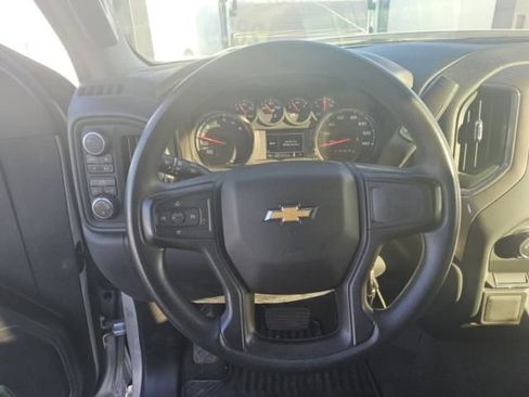 Used 2021 Chevrolet Silverado 1500 Custom AWD/4WD image 3