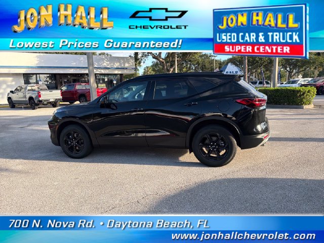 Used 2025 Chevrolet Blazer LT w/ Midnight/Sport Edition FWD image 5