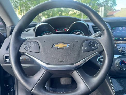 Used 2016 Chevrolet Impala LT w/ Leather Package FWD image 21
