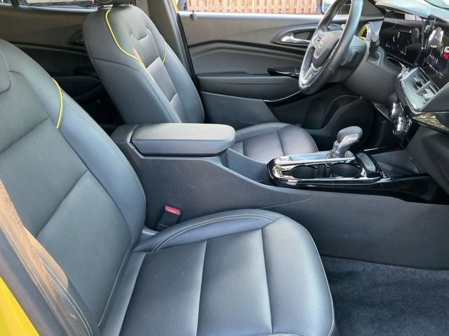 Used 2024 Chevrolet Trax ACTIV w/ Sunroof Package FWD image 20