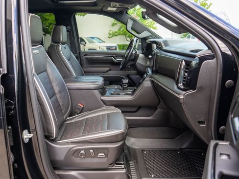 Used 2023 GMC Sierra 1500 AT4X AWD/4WD image 10