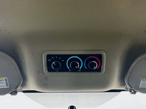 Used 2017 Chevrolet Express 2500 LT w/ LT Preferred Equipment Group image 22