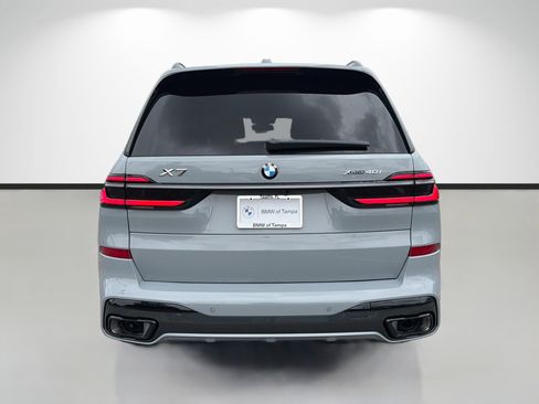 New 2026 BMW X7 xDrive40i w/ M Sport Package image 4