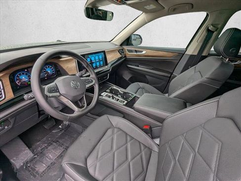 New 2026 Volkswagen Atlas SE FWD image 14